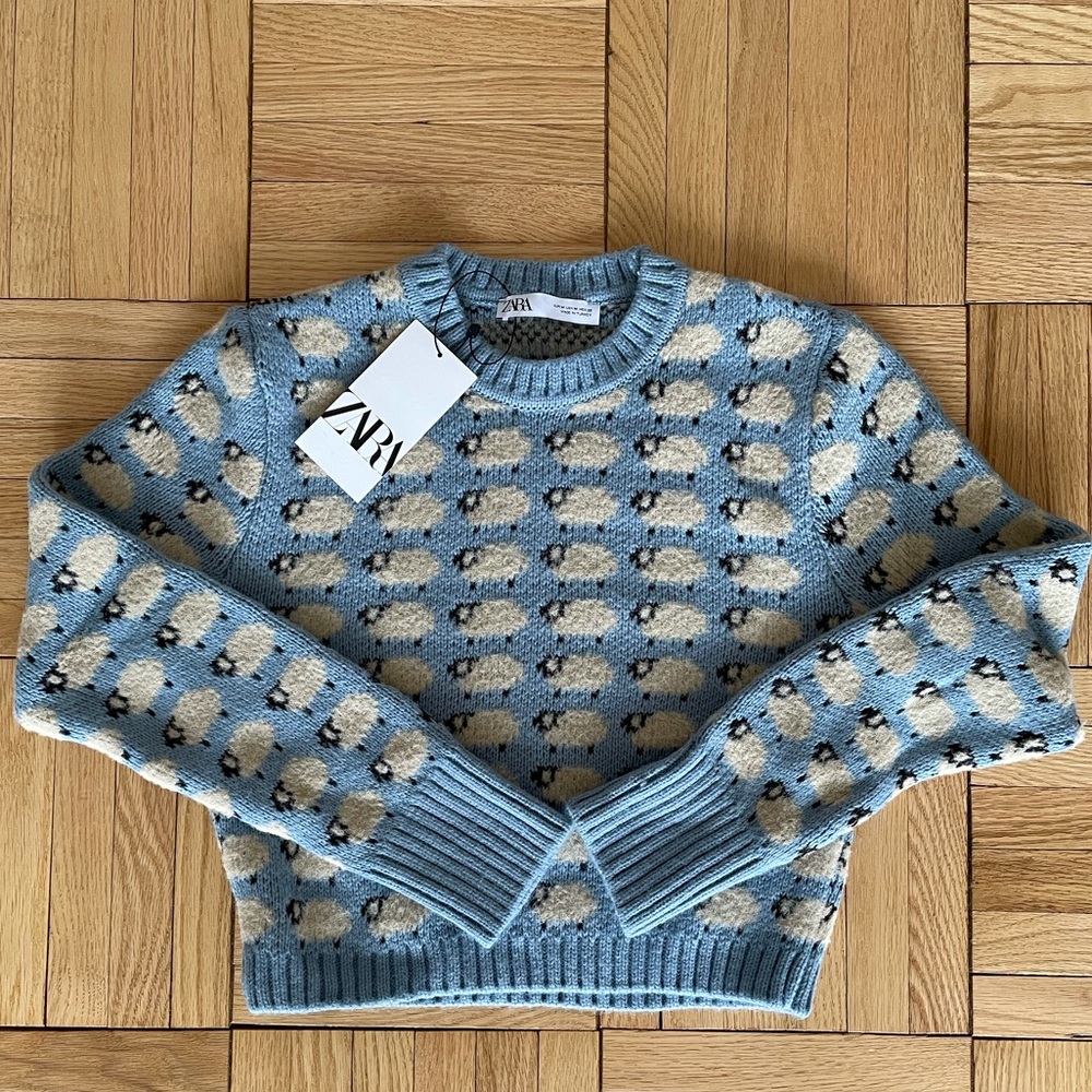 NWT Zara cropped lamb print sweater